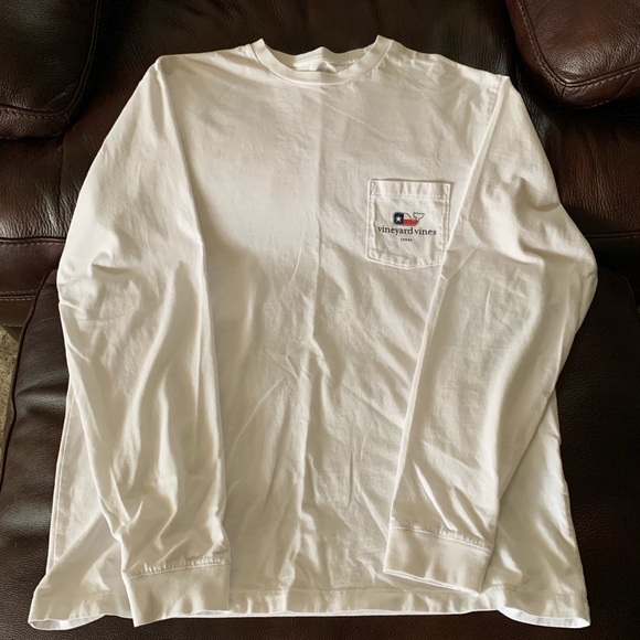 Vineyard Vines long sleeve shirt - Picture 2 of 3